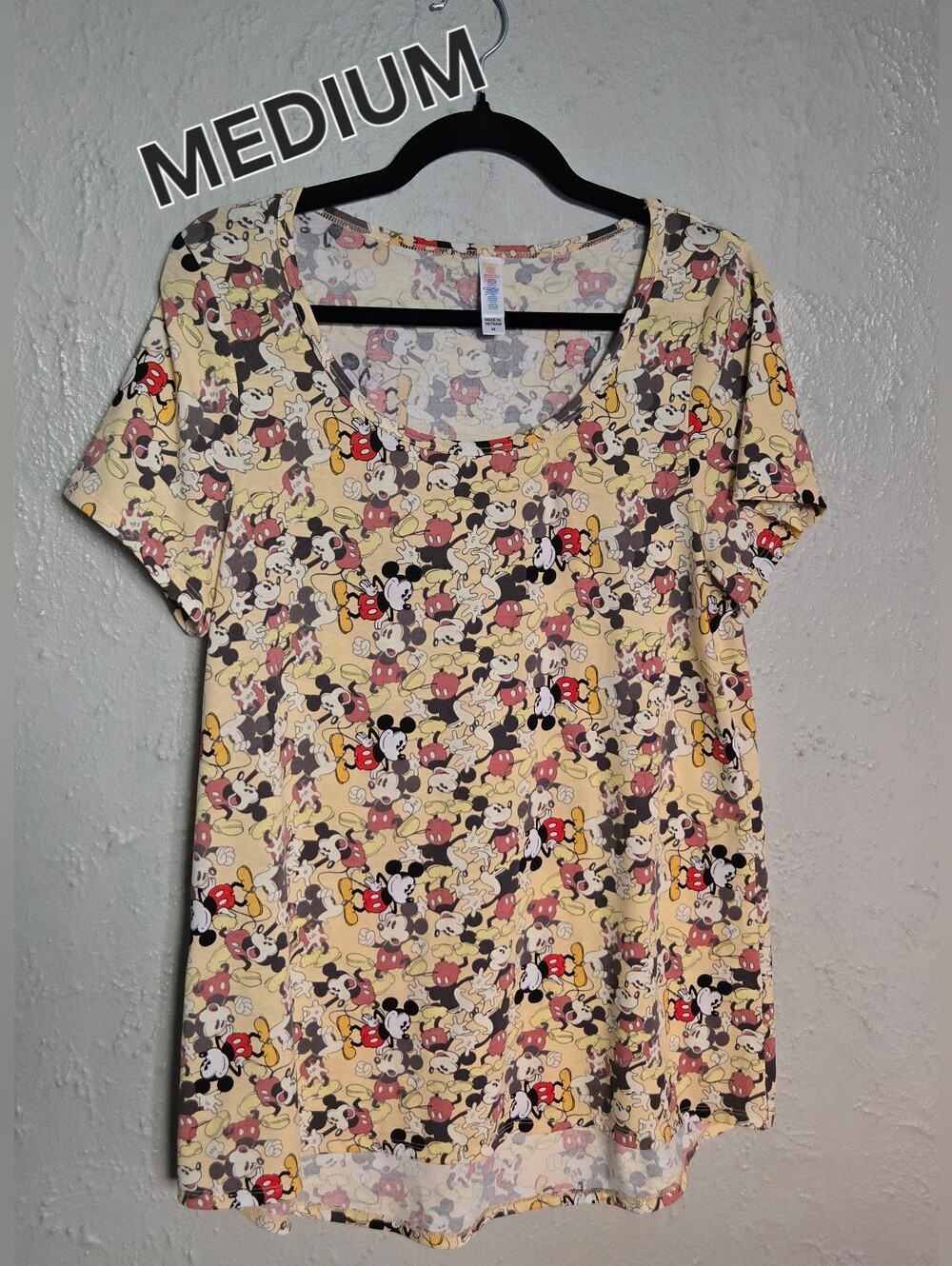 LulaRoe Disney MICKEY MOUSE Print Classic T Women’s Size Medium